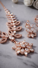 Rosé Bloom Crystal Necklace Set