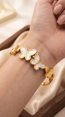 Veloura Wave Bracelet