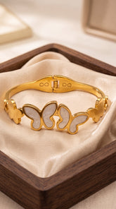 Veloura Wave Bracelet