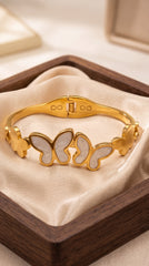 Veloura Wave Bracelet