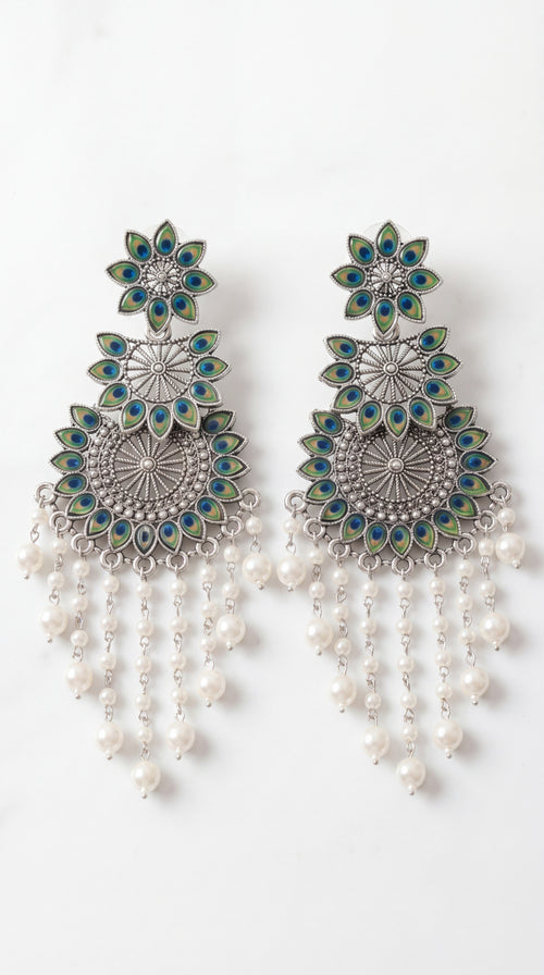 Astera Oxidised Pearl Earrings