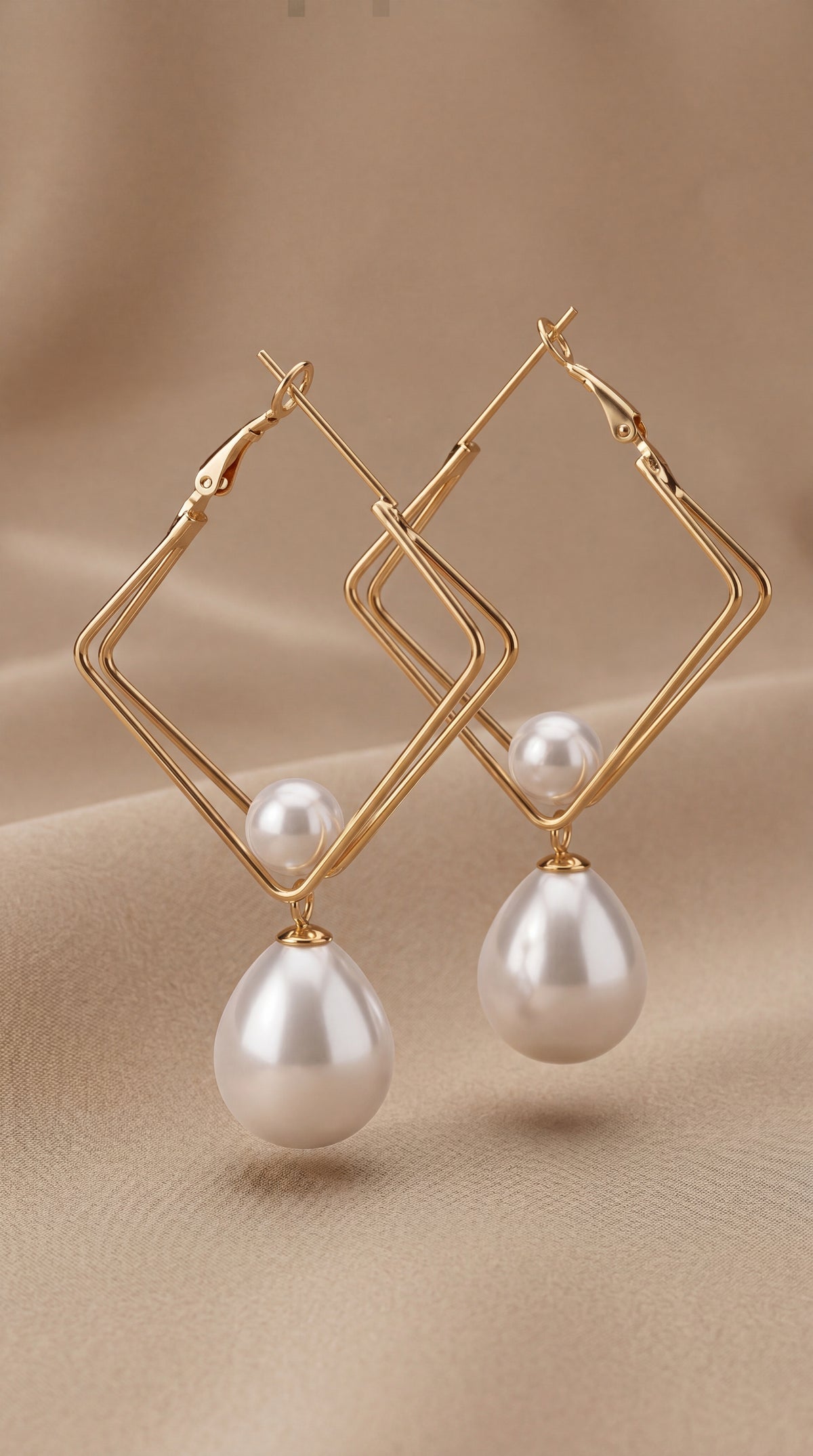 Elara Pearl Drop Korean Earrings