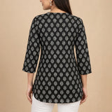 Zelya Black Floral Printed Taj Cotton Short Kurti